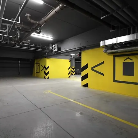 Отель Lemon Plaza Познань