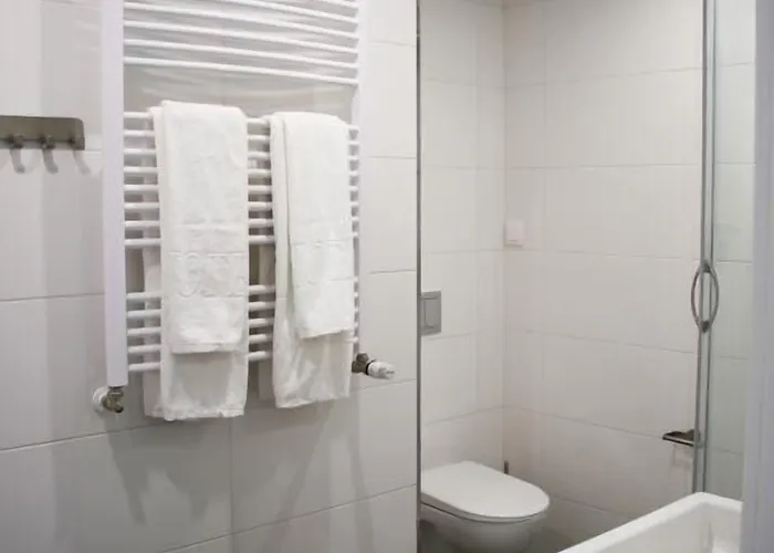 Lemon Plaza Отель Познань