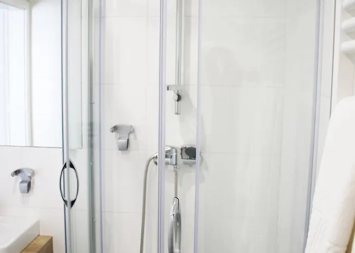 Отель Lemon Plaza Познань