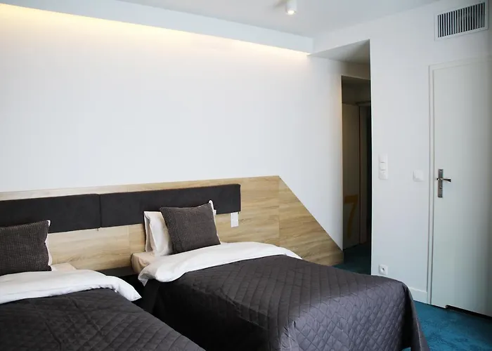 Lemon Plaza 3* Познань