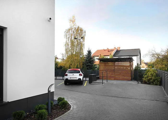 Отель Lemon Plaza Познань