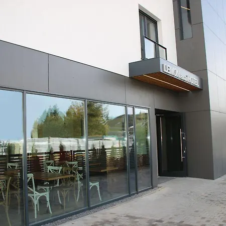 Hotel Lemon Plaza 3*