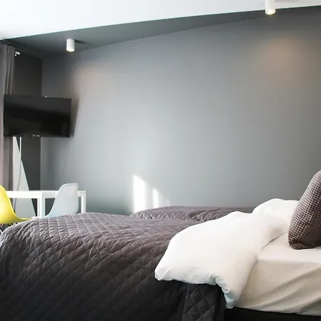 Lemon Plaza 3* Poznań